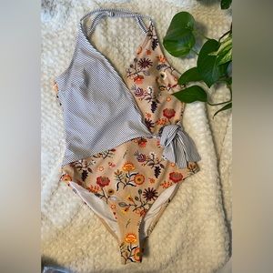 CUPSHE Floral and Stripes Wrap One-Piece Bathing Suit - S
